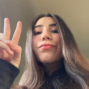 Meet your Posher, Marisa